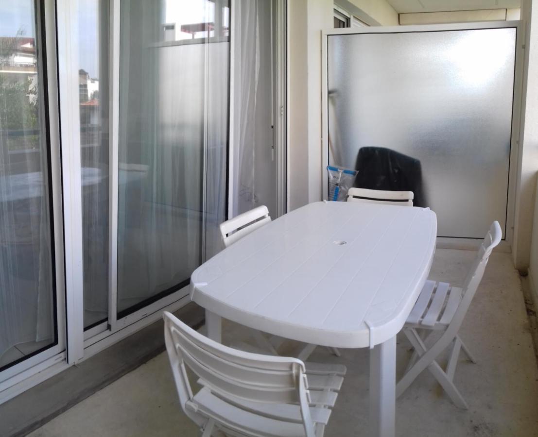 Studio Ideal Couple 2 Enfants, Bien Situe, Calme Ciboure Bagian luar foto